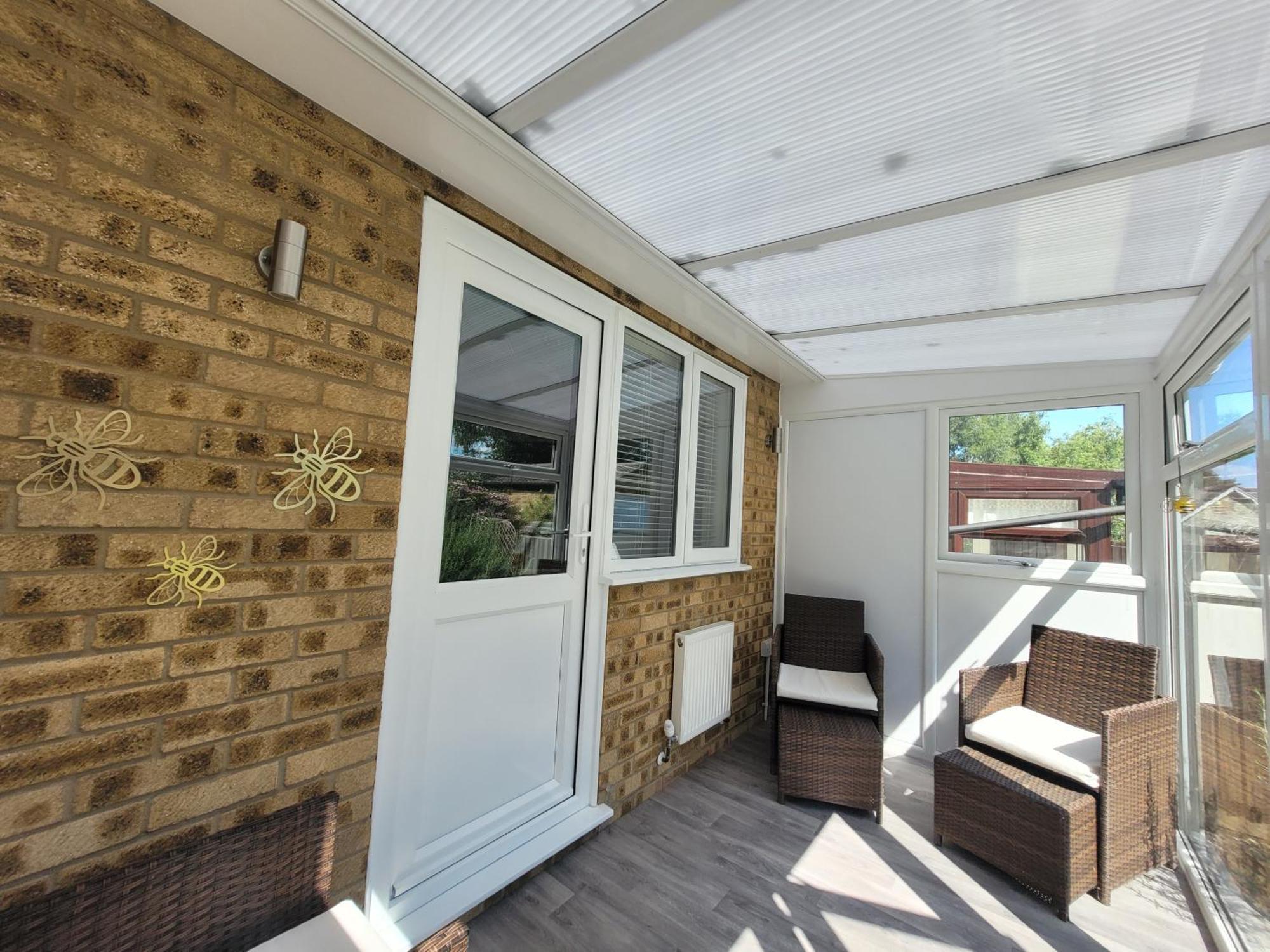 Bumblebee Bungalow - With Separate Office And Gaming Space By Catchpole Stays Colchester Dış mekan fotoğraf