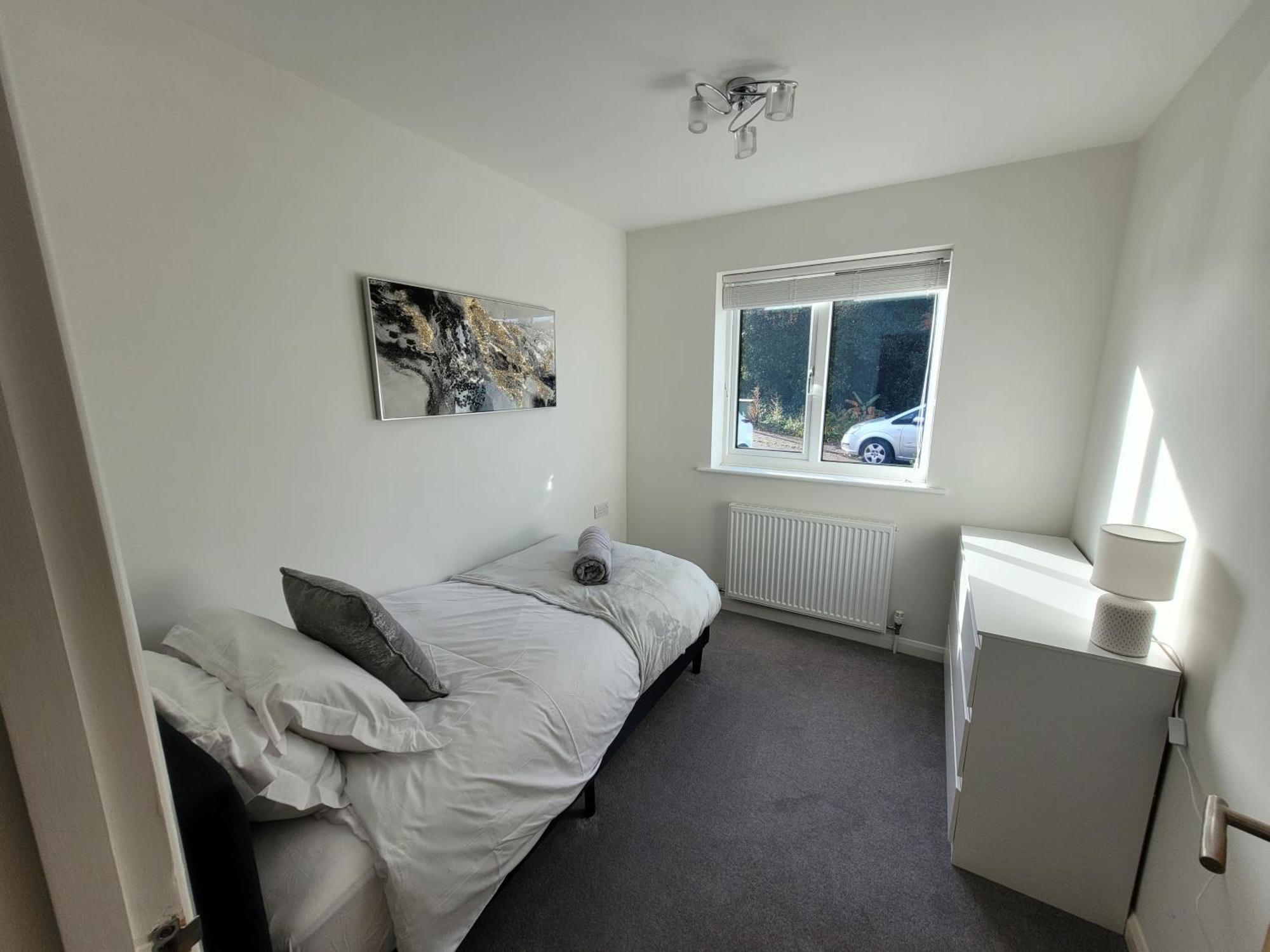Bumblebee Bungalow - With Separate Office And Gaming Space By Catchpole Stays Colchester Dış mekan fotoğraf