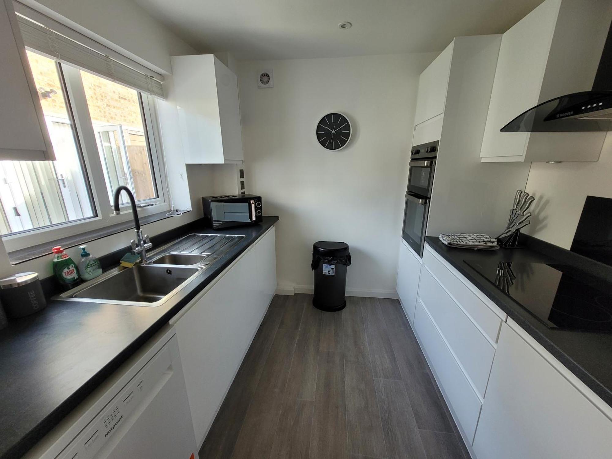 Bumblebee Bungalow - With Separate Office And Gaming Space By Catchpole Stays Colchester Dış mekan fotoğraf
