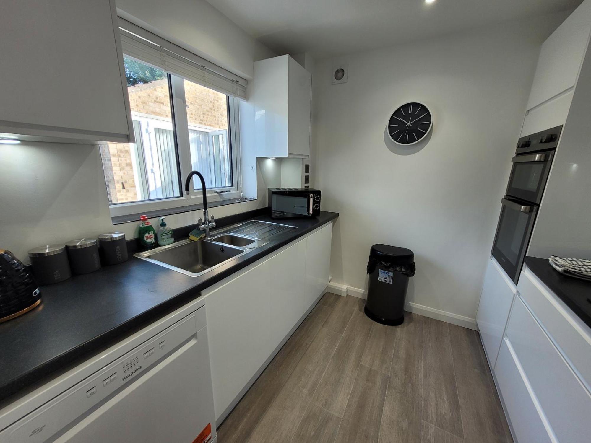 Bumblebee Bungalow - With Separate Office And Gaming Space By Catchpole Stays Colchester Dış mekan fotoğraf